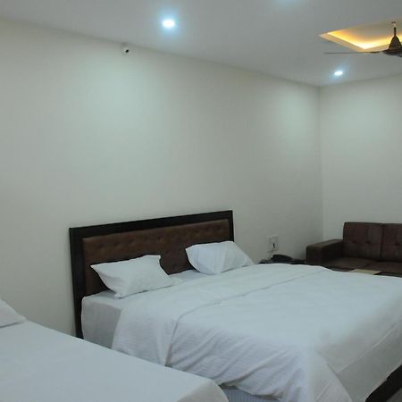 Amma Inn Elegance Suites And Apartments 迈索尔 外观 照片