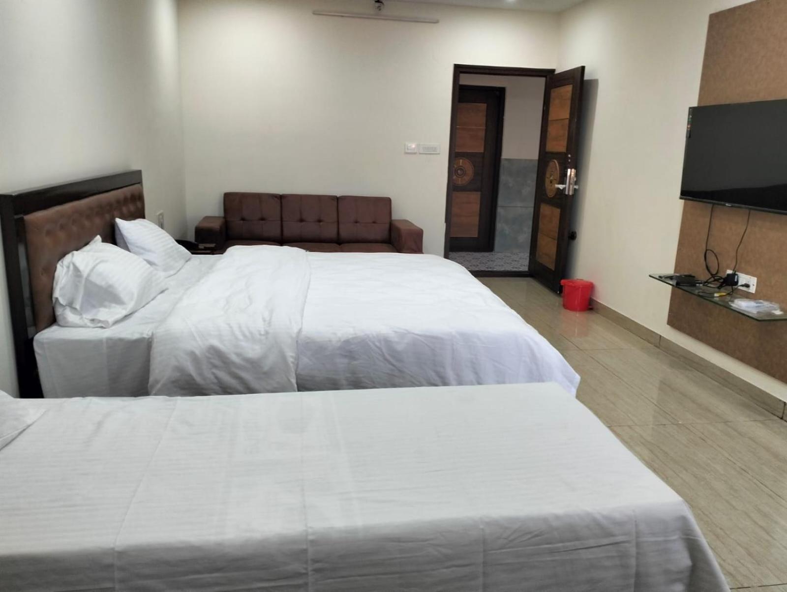 Amma Inn Elegance Suites And Apartments 迈索尔 外观 照片
